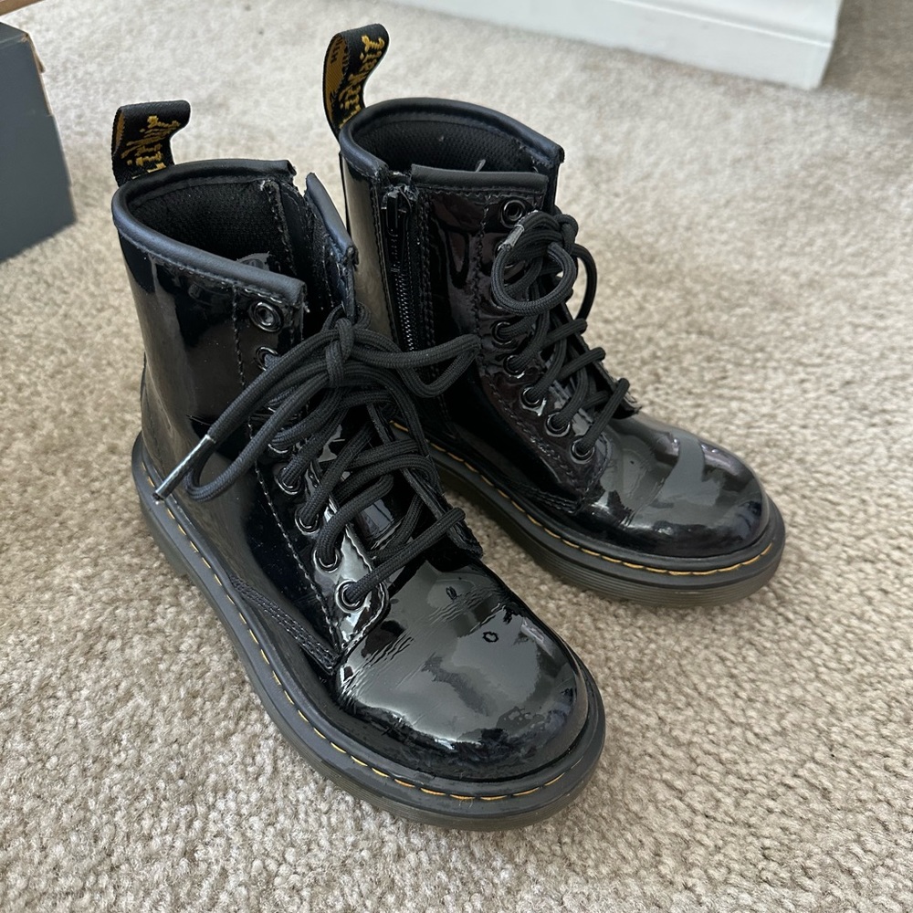 Kids size US size 12 patent leather 1460 Doc Marten boot